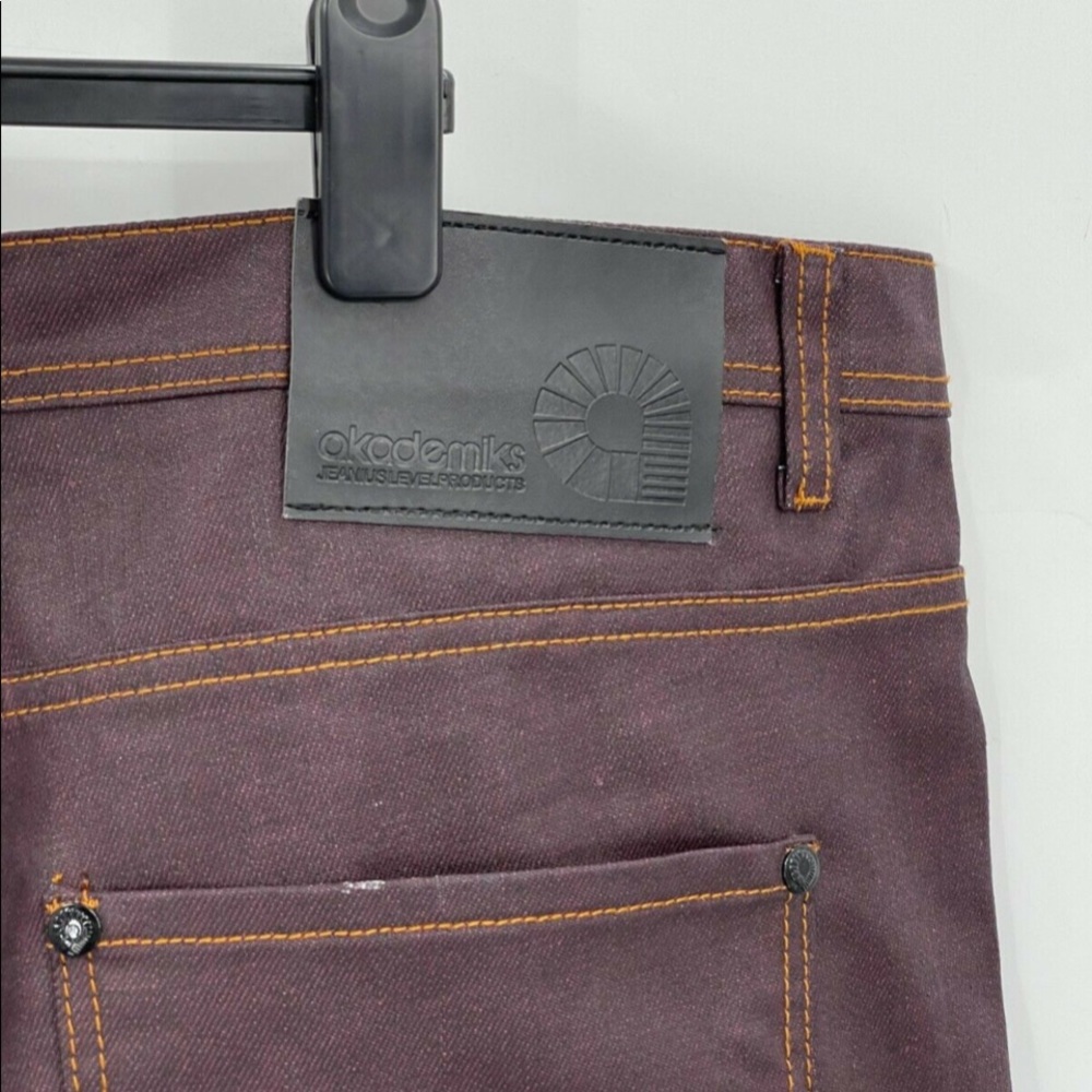 Akademiks Men’s Wax Jeans (NWT) - Picture 2 of 4